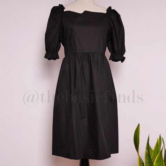 NWOT Puff Sleeves Short Dress - Picture 1 of 3